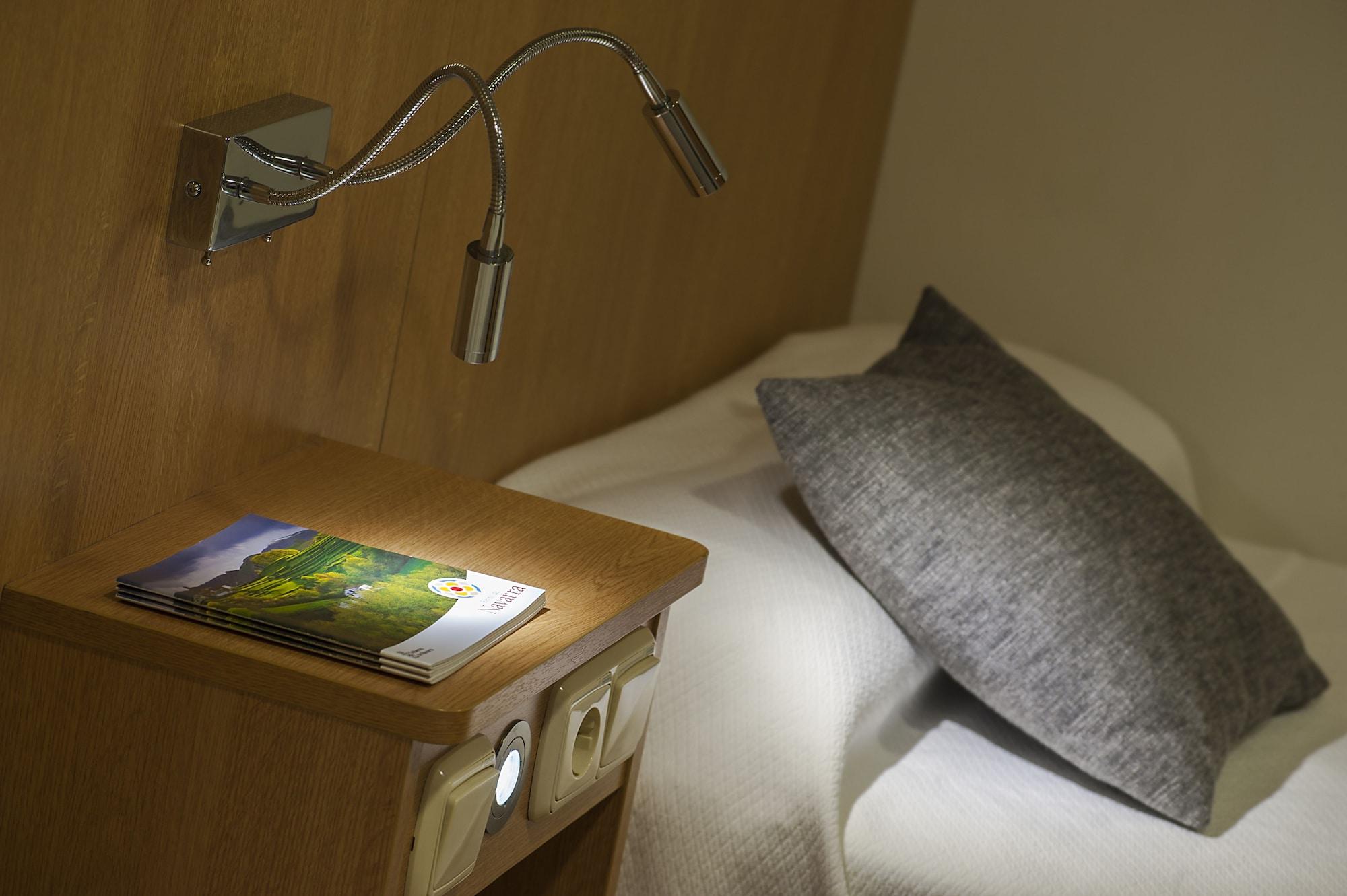 Iraipe Izaga Hostal Noáin Kültér fotó