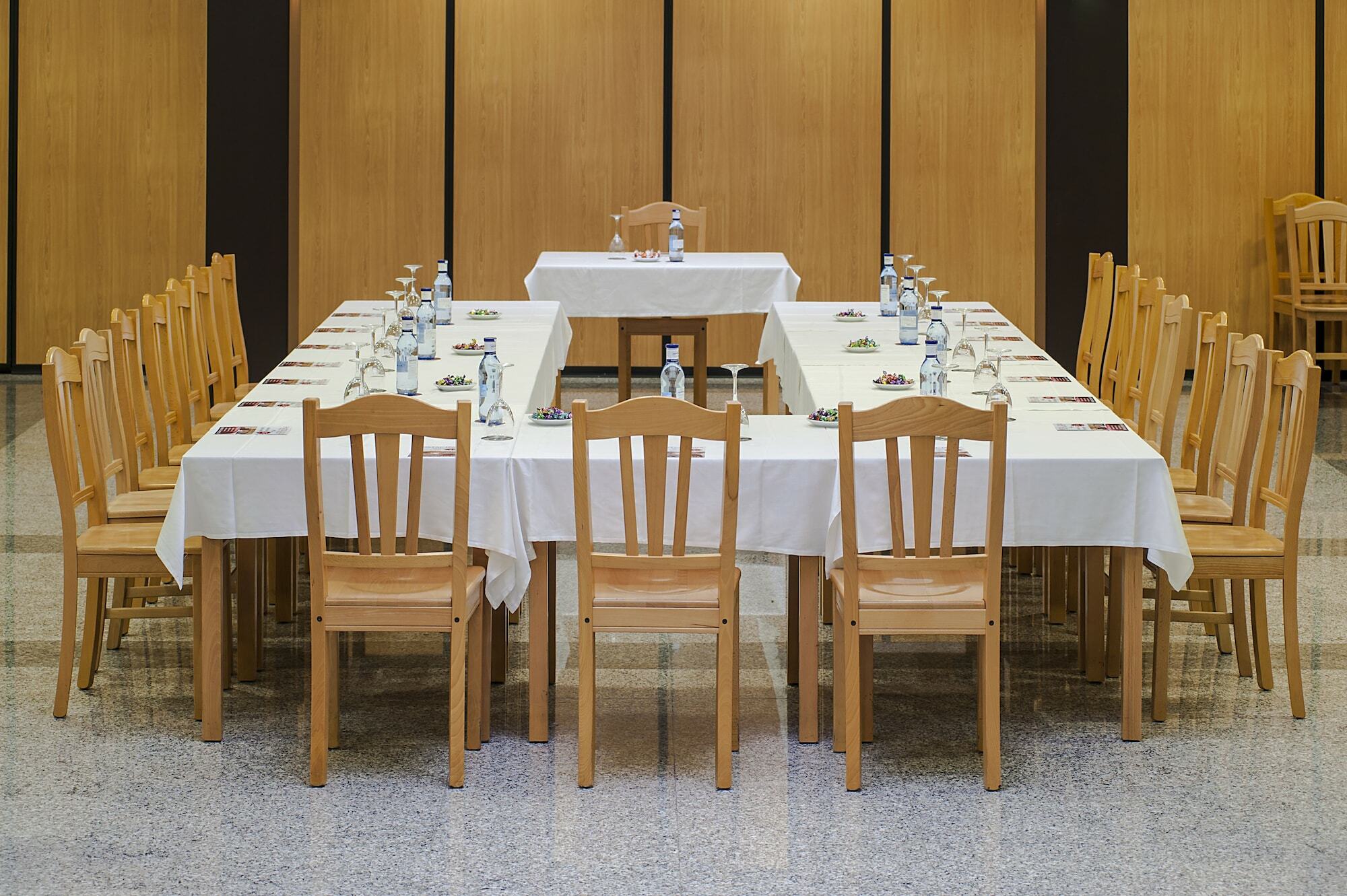 Iraipe Izaga Hostal Noáin Kültér fotó